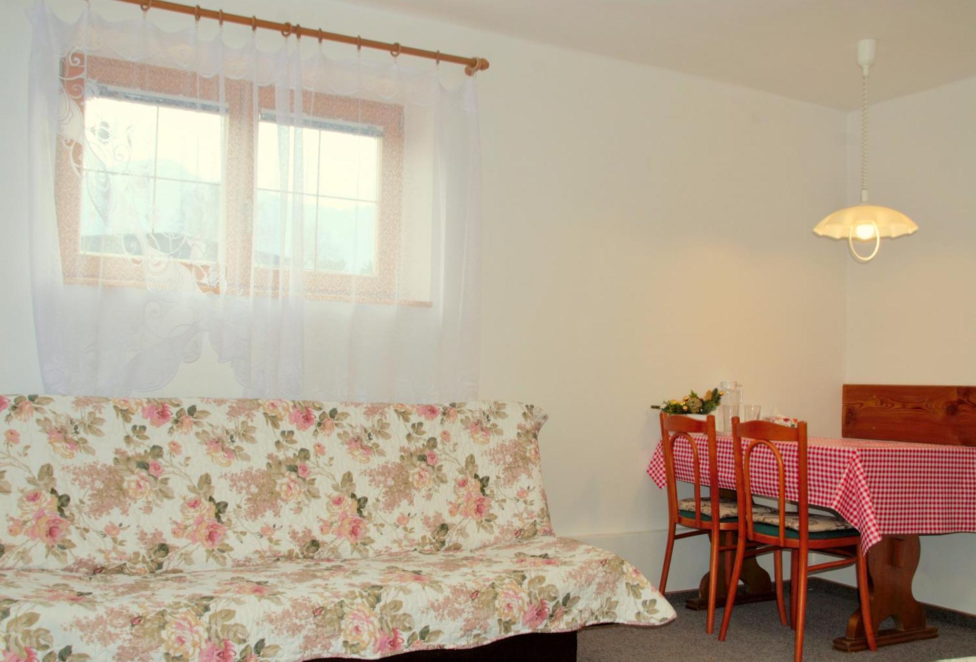 Privat Nika Hotel Zavazna Poruba Room photo